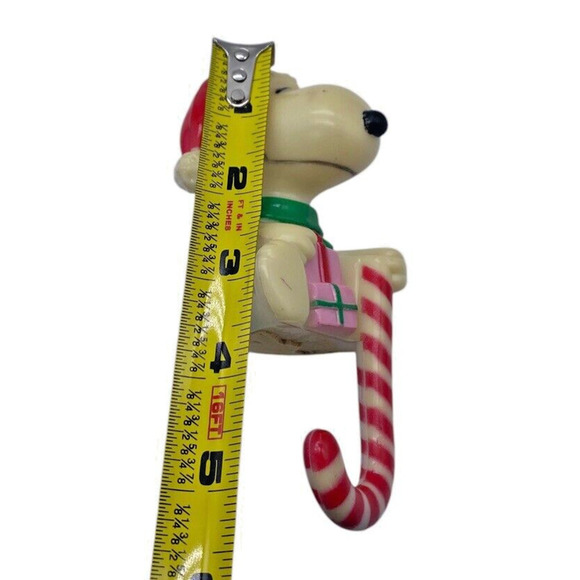 Vintage Snoopy Christmas Stocking Holder Hanger Plastic Retro 1970s 1980s - Picture 11 of 12